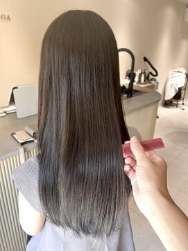 ソア(SOA) ダークオリーブベージュ