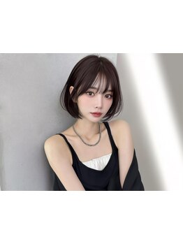 顔タイプにあわせた顔周りカットや韓国ヘア、レイヤーカットなど小顔効果◎【カット+トリートメント\6000】