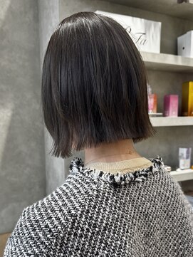 シベル(sibell) 20代30代ボブレイヤーボブ顔周りレイヤー韓国風ボブハッシュボブ