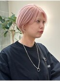 ホワイトピンクショートボブ