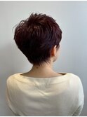 クセ毛を活かしたショートヘア