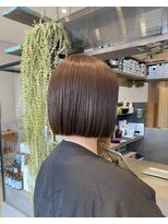 クルニエ(crenier) ♯ショコラブラウン/ぱつっとボブ