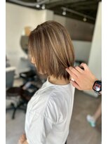 エルピス 大和店(elpis)&nbsp;白髪に合わせた白髪ぼかしハイライト