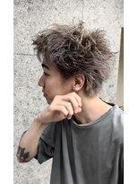 ウィールールピヴォクロス(WE RULE pivot cross)&nbsp;スパイキーショート　ハイトーン