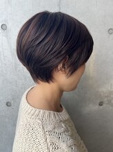 スピークイージー サルーン ビューティースミス(Speakeasy Saloon Beautysmith)&nbsp;スタイリッシュショートカット