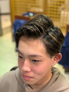 美容室 イルフェドゥ(Il fait doux) 2ブロックハイライト7:3