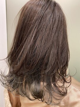 エル(EL by green) [ＡＫＩＫＯ]ブランジュ×インナーグレー×レイヤー