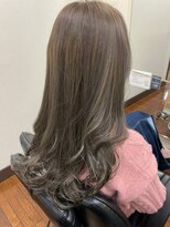 美容室 メザミー MESAMIES ブリーチなし透明感ミルクティーベージュCカーブ