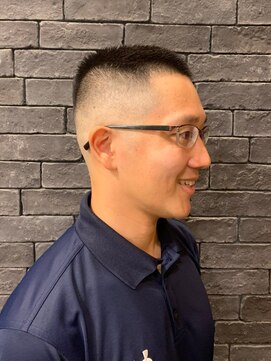 グリーディーフォックス 代々木(Greedy FOX) かき上げヘア/サイドパート/韓国マッシュ/フェードカット/代々木