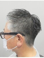 夜髪&nbsp;ダイヤモンドヘッド直毛にソフトモヒカンをあしらったジェル炙り