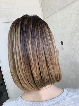 ニーゼロゼロナナ(2007) ハイライトカラー