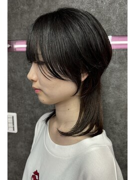 スライバイリアオオサカ(Sly By Ria OSAKA) ウルフカット【大阪】【梅田】