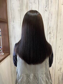 アクトンヘアドレッサーズ(Acton Hairdressers)の写真/髪と頭皮に優しい低刺激なオーガニックカラー＊ダメージや臭いが気になる方にも◎艶やかで美しい髪色に。