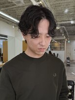 ネルバイグリーン(Nelle by green)&nbsp;無造作センターパートパーマ