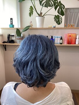 ラキ(LAKI) ブルーペインターショート