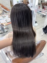 ジーナ 渋谷駅前(Zina) オリーブグレージュ