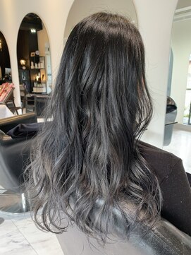 ラヴィエール(Laviere) [八王子/八王子駅]シルバーアッシュ/グラデーションカラー