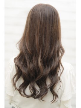 ルシードスタイル レアール(LUCIDO STYLE LeR) シースルーバング×激カワ外巻きセミ