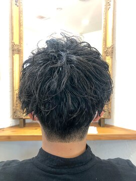 レジスタヘアーワークス (REGISTA hair works) メンズデザインパーマ
