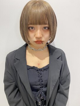 カシェ キョウマチ(cashe’e) パッツンボブスタイル