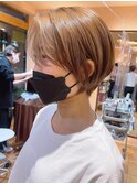 【morio原宿】大人くびれショート　くすみベージュ　前髪なし