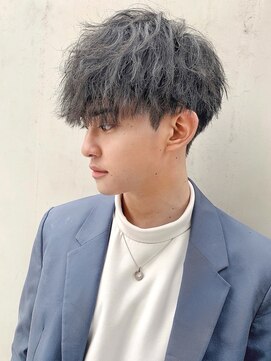 ロンド ローガン 名駅(Lond LOGAN) ツイストスパイラルパーマ　メンズカット　名古屋　眉毛