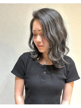 リアン(Lien) 【Lien吉井】 シルバーグレージュ