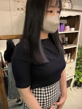 ヘアーデザイン シュシュ(hair design Chou Chou by Yone) イヤリングカラー/シルバーカラー/グレーカラー