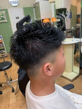 カットハウス美人館 いかつめ☆ショート☆