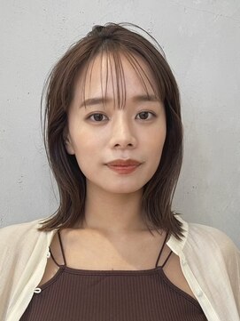 ノイ(noi) 顔周りレイヤーカットくびれヘアミルクティーベージュカラー