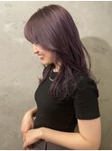 レイヤーカットラベンダーピンクベージュブリーチ顔まわりカット