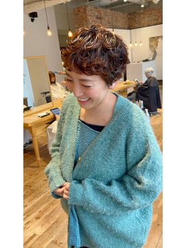 ホヌン 茅ヶ崎(Honnun) 20代30代40代人気のベリショ外国人風くせ毛パーマ/茅ヶ崎