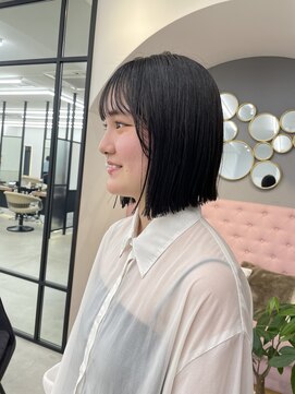 サンド 大阪梅田(sand) @rika__hair [大阪梅田駅/マッシュ/くびれヘア/メルティカラー]