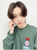 センターパート無造作パーマツーブロック刈り上げ
