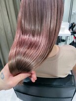 シェル(SHEL+L)&nbsp;艶髪ハイトーン♪ピンクカラーへ。【滝野】