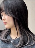 ”インナーカラーホワイトシルバー×レイヤーカット
