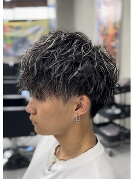 バジー バイ ディーアンドティー(Buzzy by D&T) ホワイトメッシュ