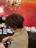 トイロ(toiro)&nbsp;レイヤーカットミルクティーベージュブリーチなしダブルカラー