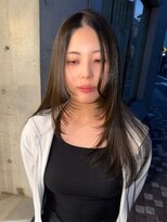 ホテリー(Hotely)&nbsp;【yukina】縮毛矯正しても動きの出るスタイル/赤み消しカラー