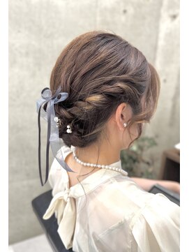 コティ(Kotii) 大人かわいいお呼ばれヘアアレンジ♪