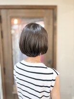 アレッタ(aletta)&nbsp;柔らかシルエットのショートボブ