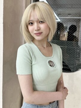 ジィルム 高崎西口店(XELM) 韓国レイヤーカット/ブリーチ/グレージュ/ハッシュカット/群馬県