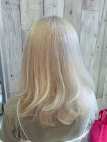 トムキャット(TOM CAT) 【新宿TOMCAT】外国人風ホワイトベージュ