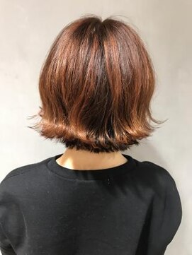 ジーナ(XENA) カッパーオレンジボブ