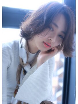 マイティ バイ エイチ(mighty by H) 【mighty】イルミナカラー×くびれセミディ