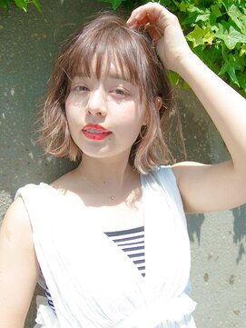 ルティア 池袋(Lutia) 透明感アッシュベージュ