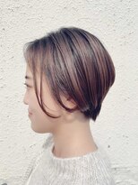 ビーワールド(B WORLD)&nbsp;ショートボブスタイル【藤枝/髪質改善/インナーカラー】