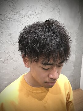 ワンラッキー(ONE LUCKY) ツイストスパイラルパーマ