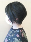 【morio鶴瀬】20代30代40代ツヤ感黒髪ショート