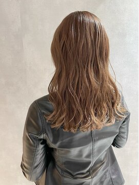 アイディール(:ideal) 20代30代40代☆ブリーチを使わずにできるミルクティーベージュ